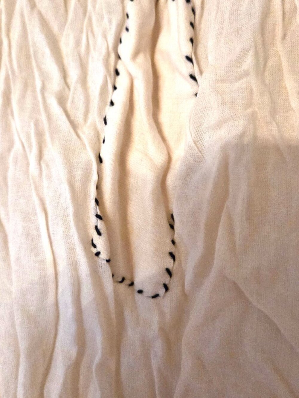MAGNOLIA PEARL EUROPEAN COTTON IVORY TOP - Picture 3 of 10
